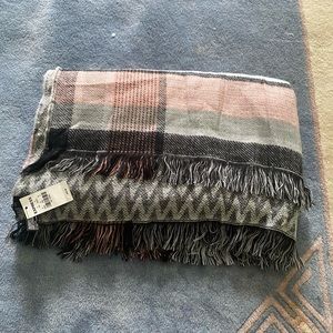 Shawl /wrap for women